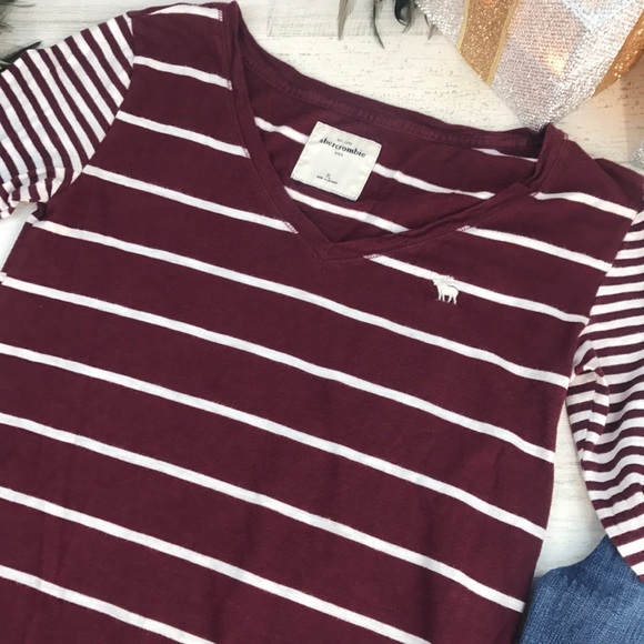 Abercrombie kids maroon quarter sleeve XL - Picture 2 of 3